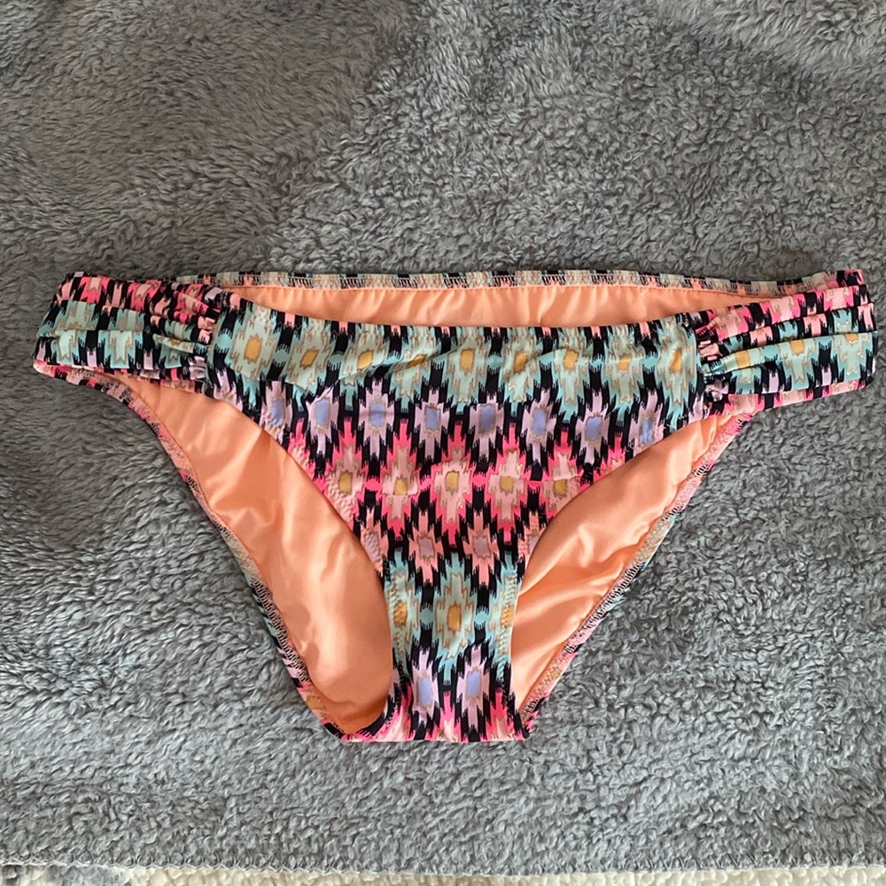VS bikini bottoms